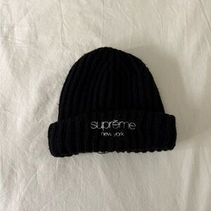Supreme Hat